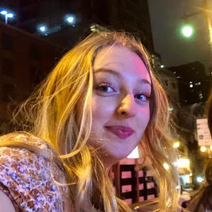 Meet your Posher, Abby